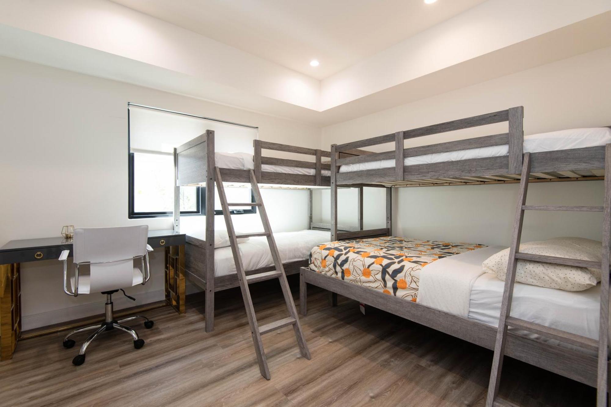 Regency Modern Apartments Глендейл Экстерьер фото